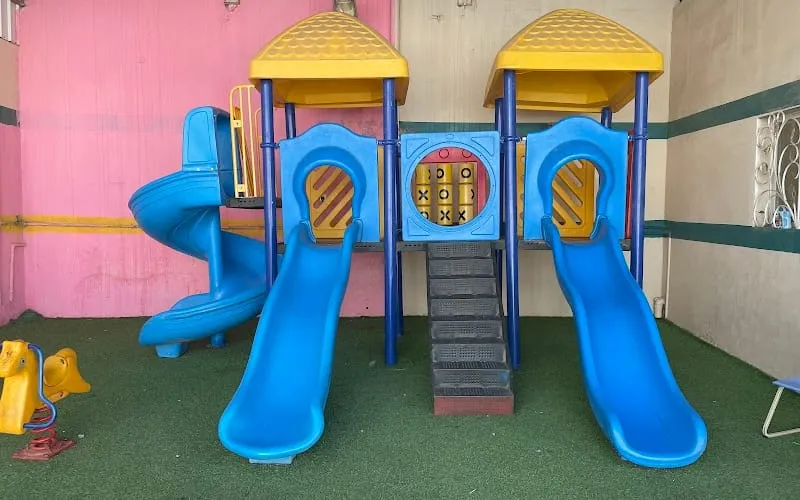 Global childhood planet school — عالمية school in Khamis Mushait, Saudi Arabia