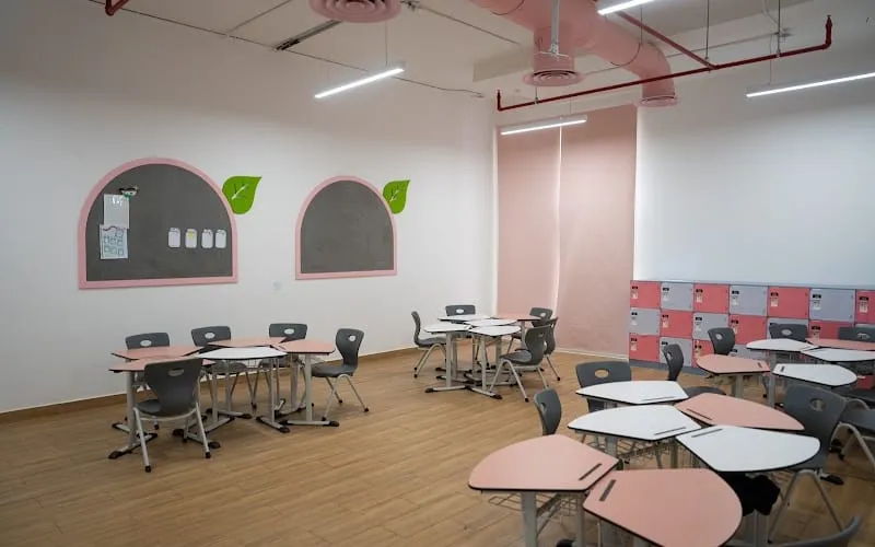 Rawd Aljenan Schools — أهلية school in Riyadh, Saudi Arabia