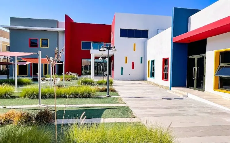 Riyadh Albayan — أهلية school in Al Jubail, Saudi Arabia